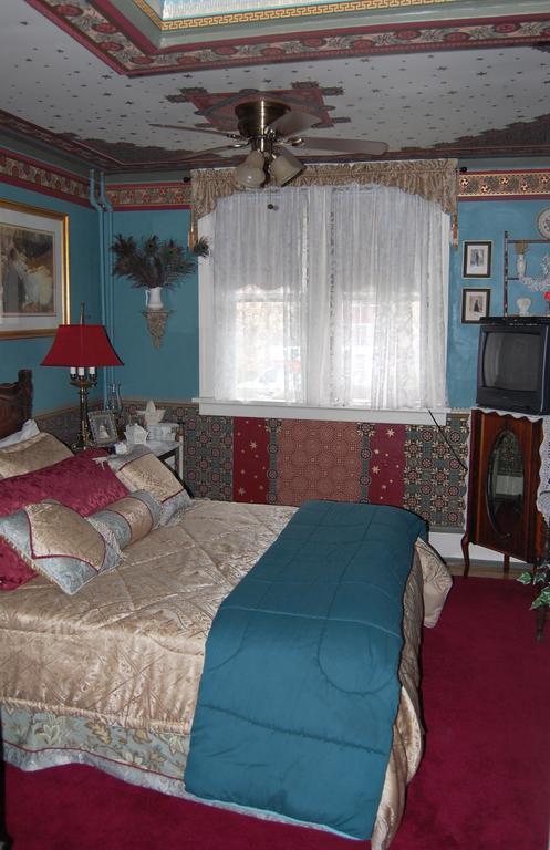 Schuster Mansion Bed & Breakfast Milwaukee Ruang foto